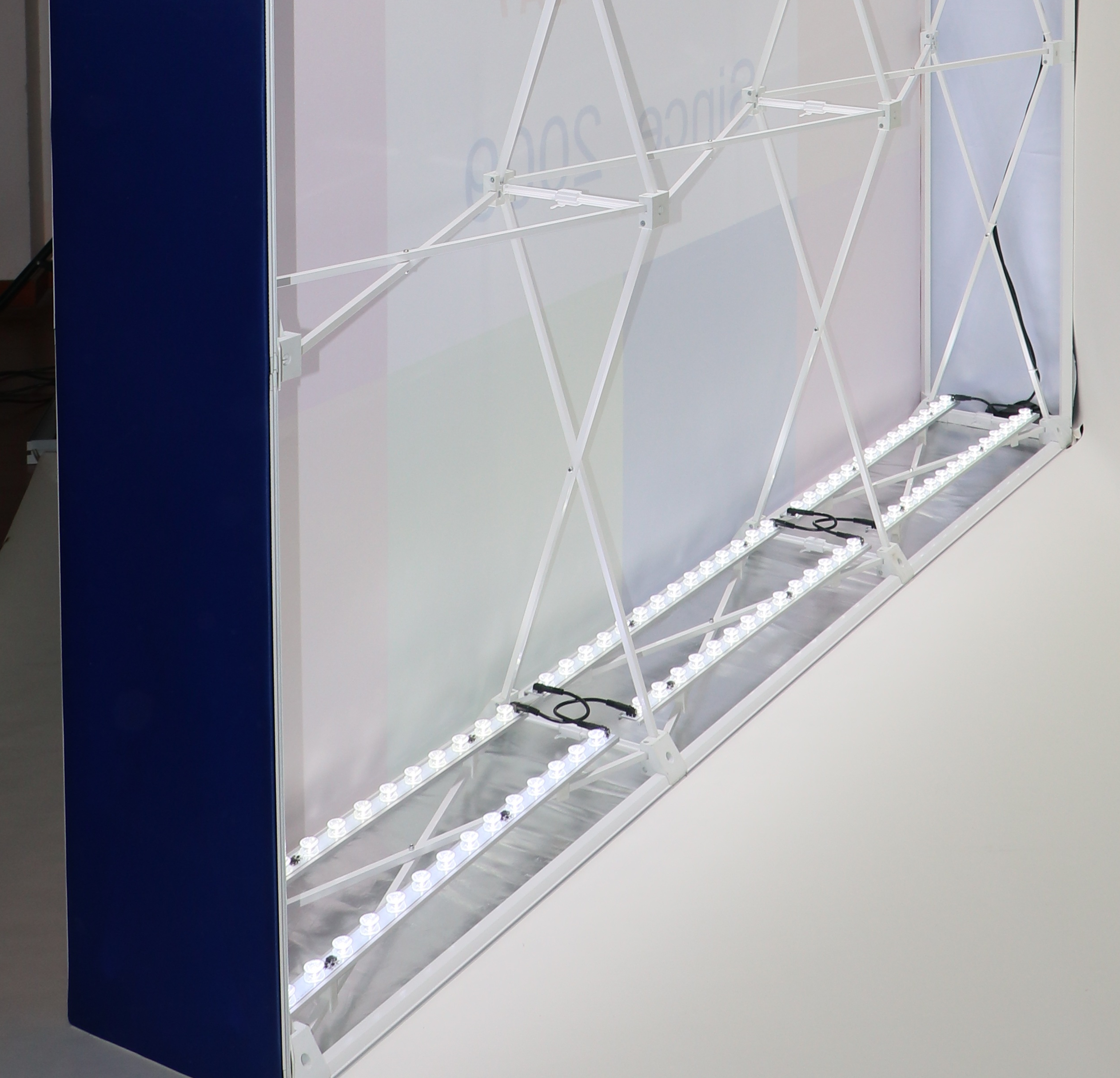 PANEL PUBLICITARIO PREMIUM RECTO 5 CUERPOS (CAJA DE LUZ)